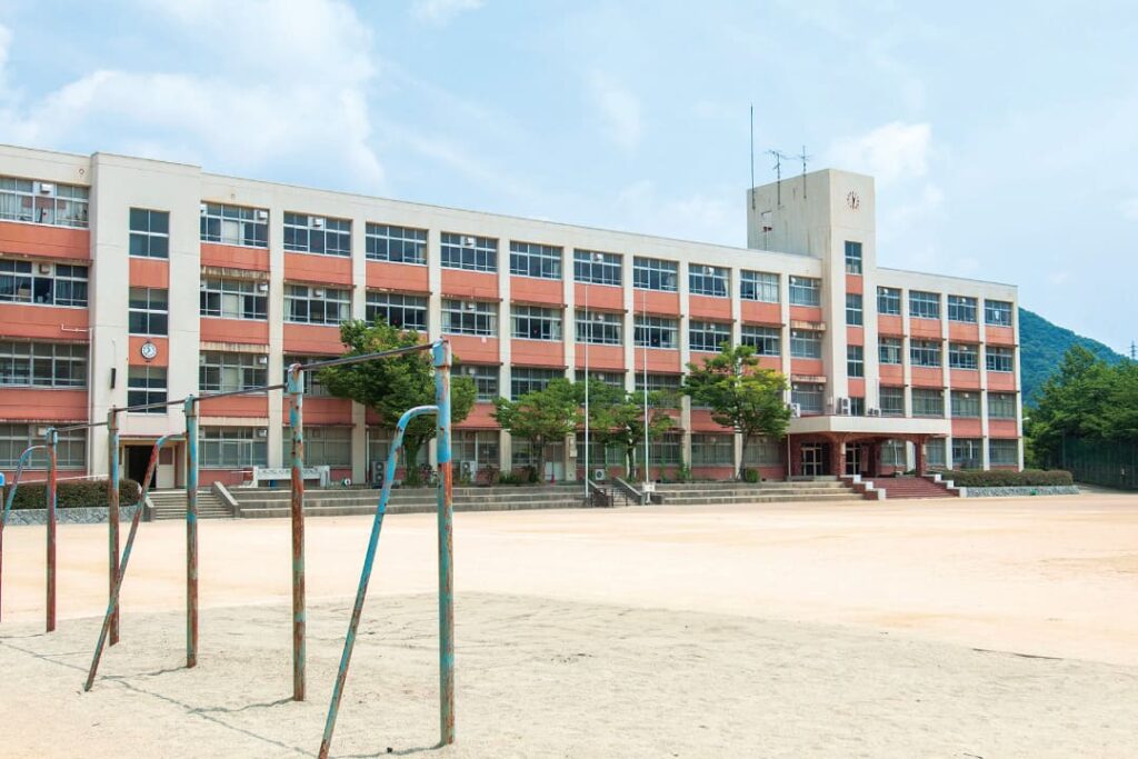 横尾中学校